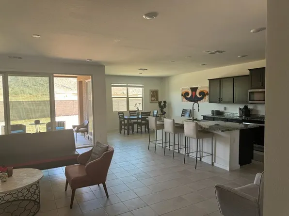 5946 N 202nd Ln, Litchfield Park, AZ 85340