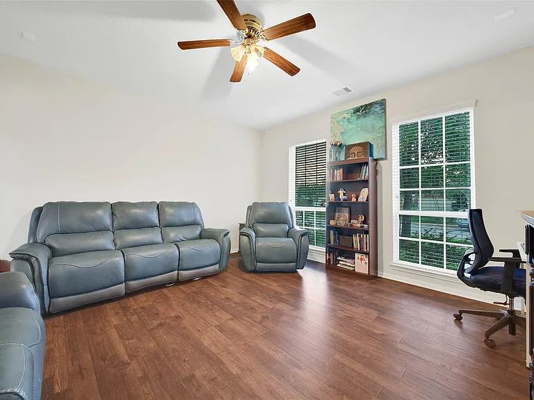 4010 Duneberry Trl — Photo 7