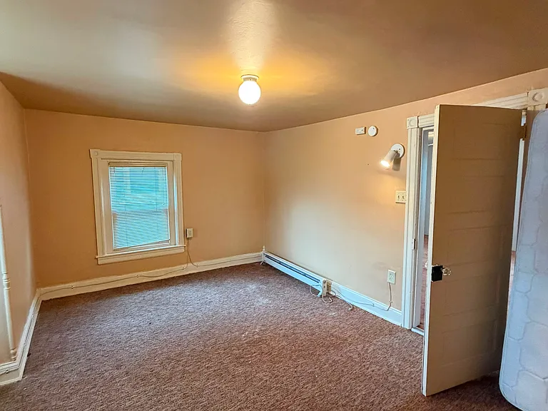 38 S Carlisle St — Photo 13