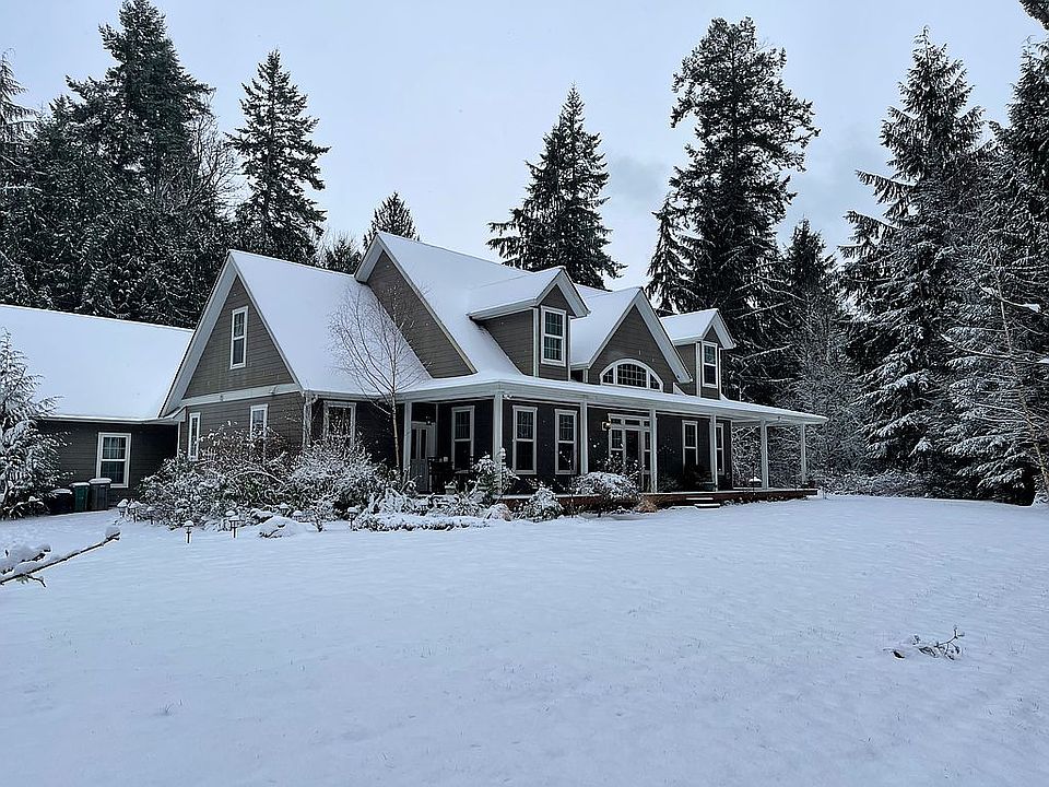 1st image of 25866 Pioneer Way NW