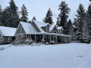 25866 Pioneer Way NW, Poulsbo, WA 98370