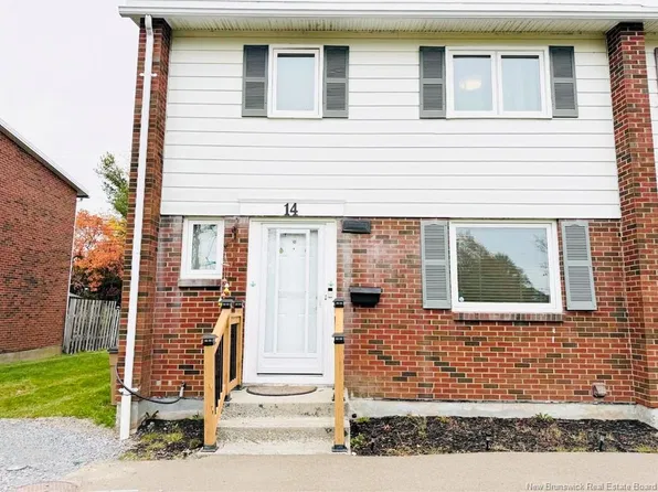 14 Wasson Ct, Saint John, NB E2K 2K7