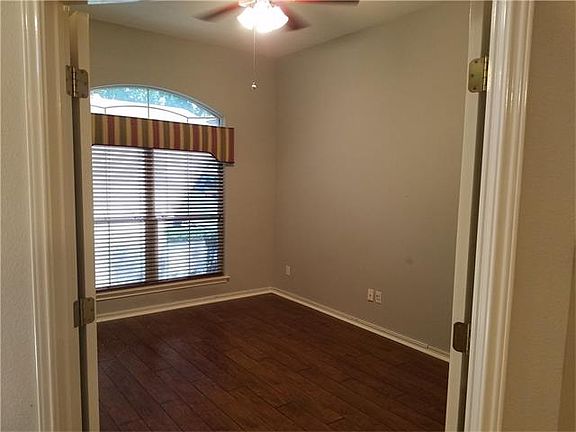 5th image of 16709 Brayton Park Dr