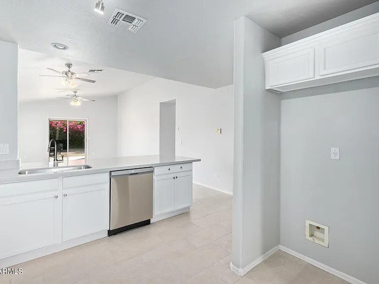 17715 W Redfield Rd — Photo 5