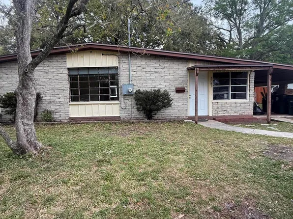 3751 PIZARRO Road, Jacksonville, FL 32217