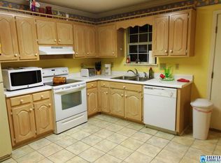 21043 Polly Cir, Lake view, AL 35111