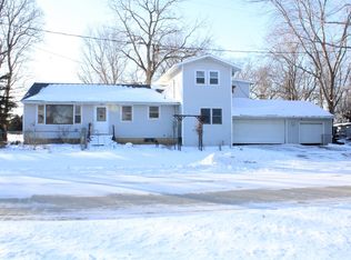 307 E South St, Albion, IA 50005