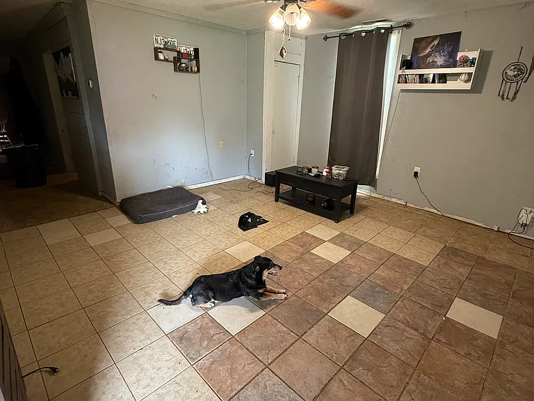 511 N Water Ave — Photo 6