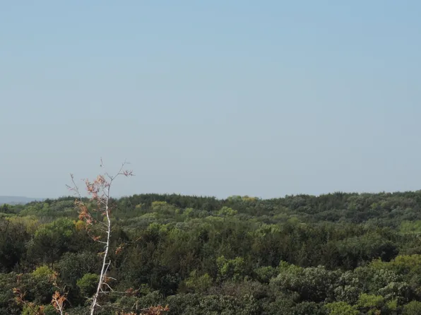 12 Tempe St, Yankton, SD 57078