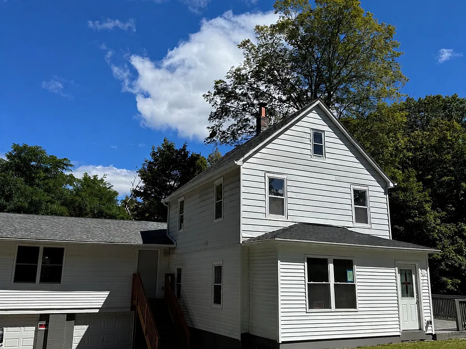 19 Starr Ave