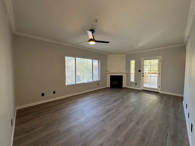 3 bed, 1220 sqft, $2,500 — Photo 3