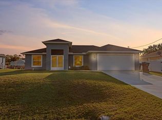 2405 Vancouver Ln, North Port, FL 34286