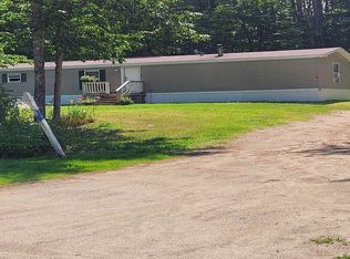 36 Glenview Dr, Sabattus, ME 04280