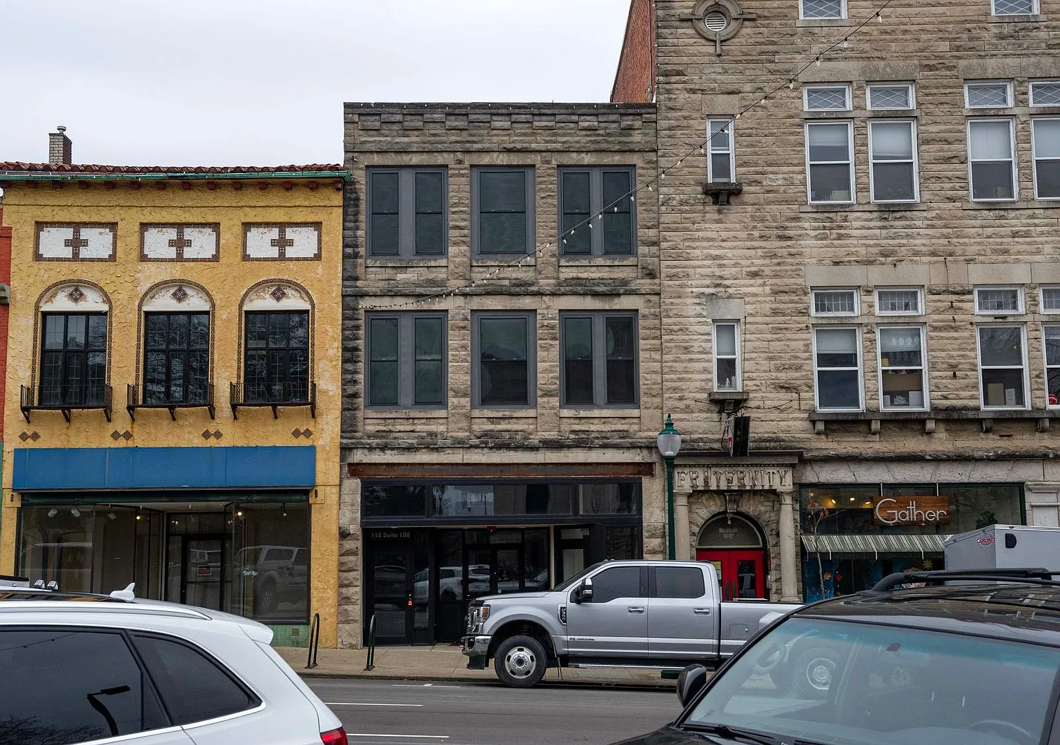 118 N Walnut St — Photo 1