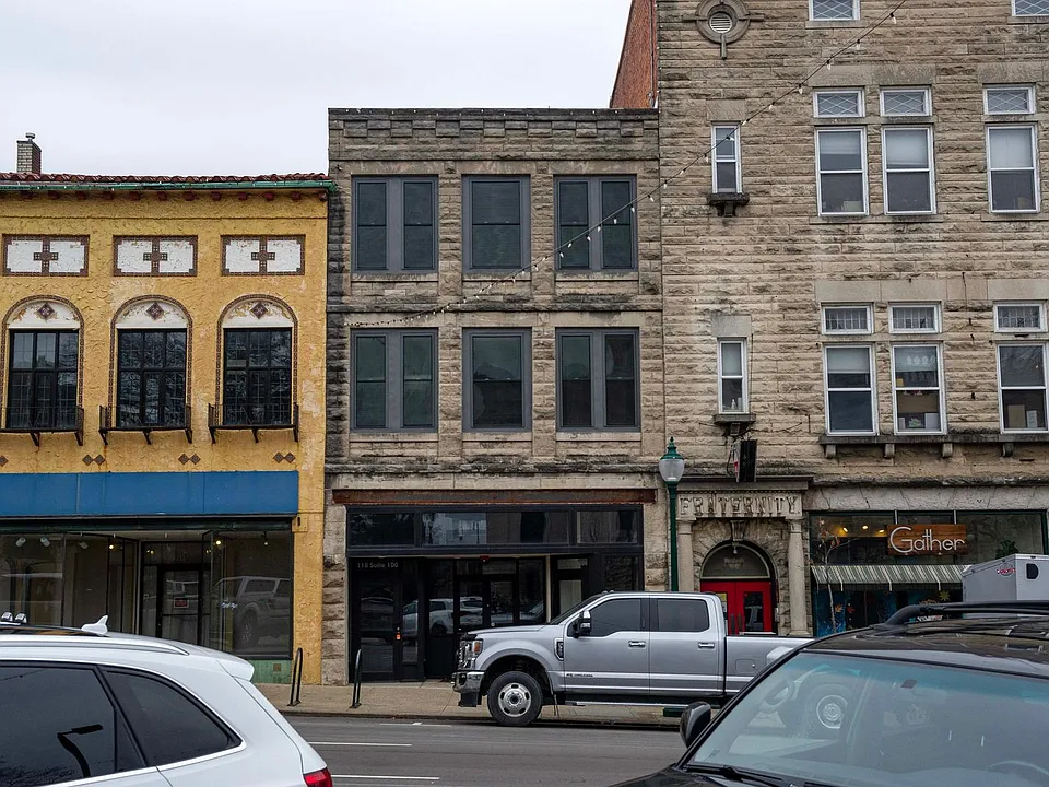 118 N Walnut St