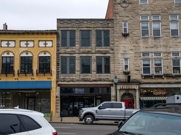 118 N Walnut St, Bloomington, IN 47404