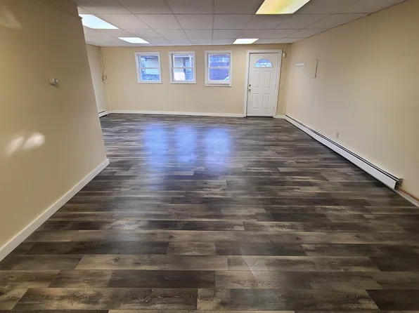 203 Main St APT 1, Maybrook, NY 12543