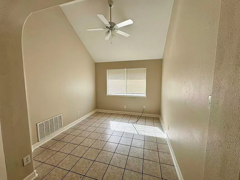 21114 Sun Haven Dr — Photo 8