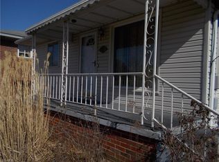 609 Hillman Rd, Akron, OH 44312