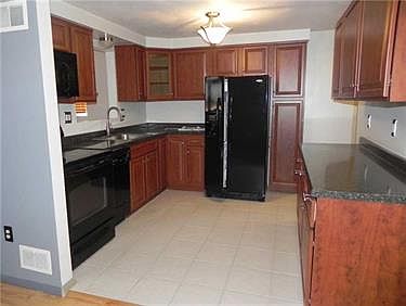 2nd image of 1304 Anna Ave