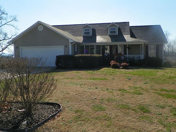 2nd image of 200 Timber Ridge Cir