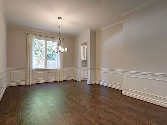 5th image of 804 200th Ave SE