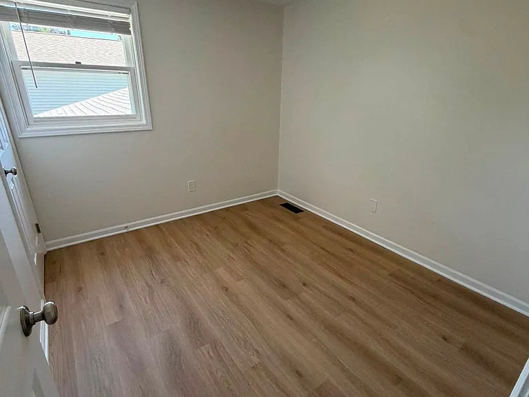 88 Woodsong Ln — Photo 9