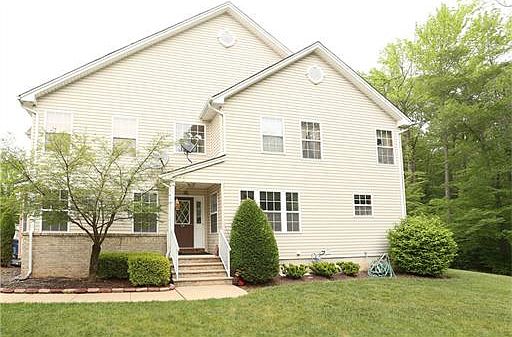 1st image of 126 Briarwood Dr
