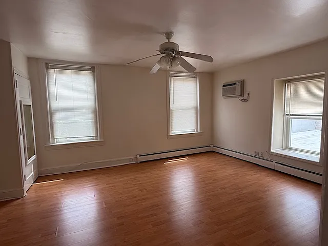 18 S Monroe St #B2 — Photo 10