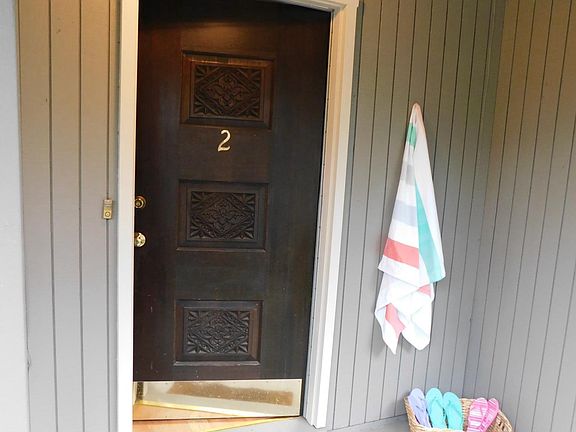 Step In to Your New Beach Digs!