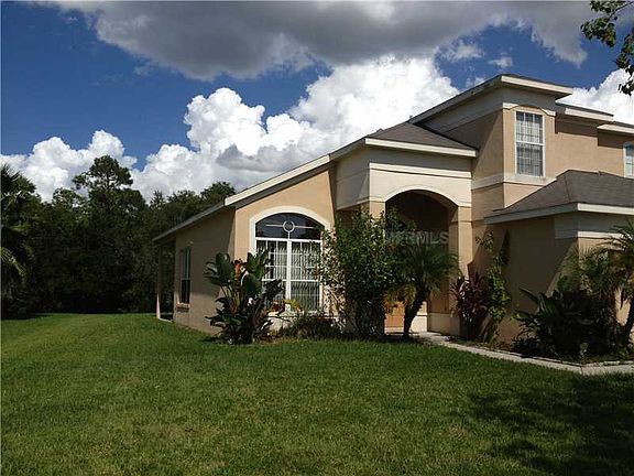 5th image of 901 Maple Creek Dr