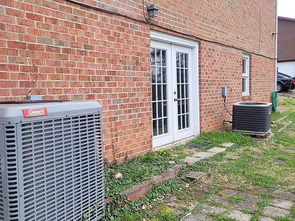 4th image of 428 Merman Rd