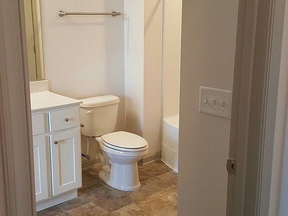 5th image of 600 Washington St APT 1308