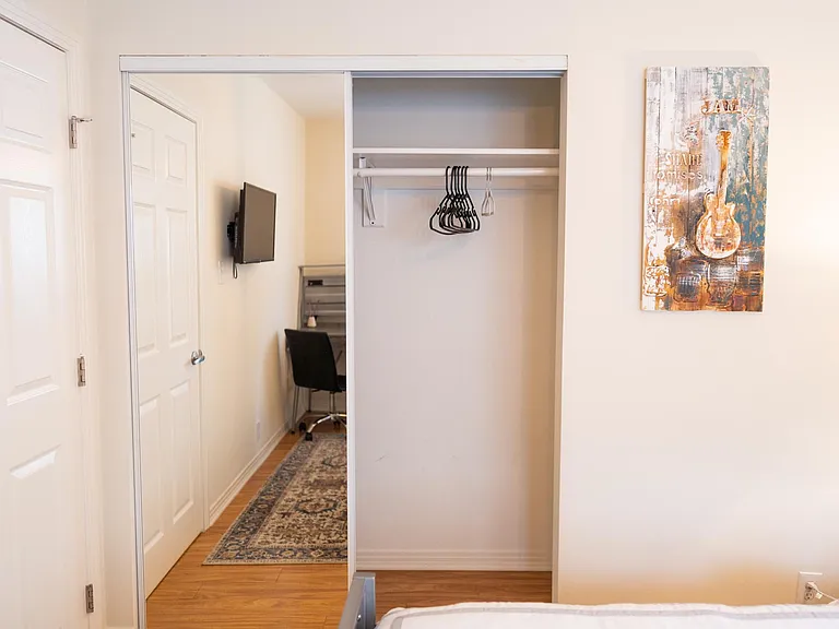5756 Case Ave — Photo 41