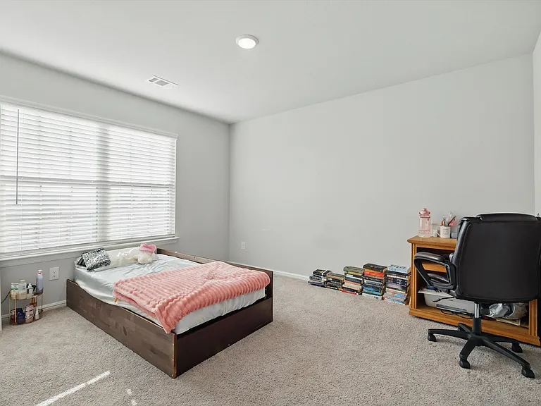 8937 Lantana Meadow Dr — Photo 17