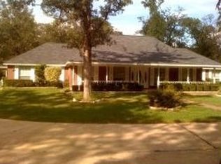 1140 Roper Rd, Lufkin, TX 75904