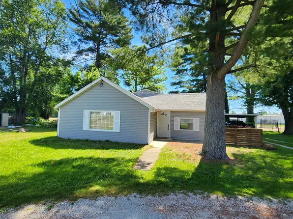 2427 N Stop 19 St, Terre Haute, IN 47803
