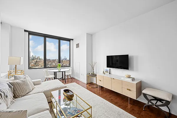 Rented by Compass | media 3