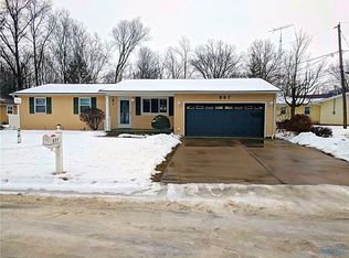 897 Circle Dr, Defiance, OH 43512