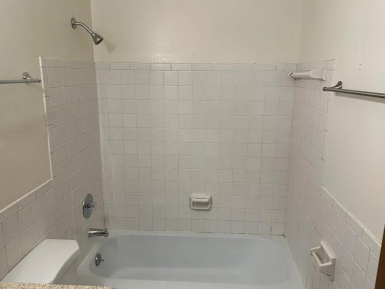 Mill Road Apartments — Photo 12