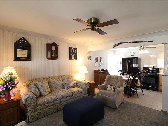 5th image of 2324 O'Hare Ave