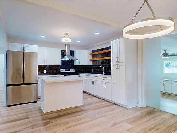 4th image of 87-269 Mikana St