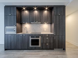 858 Dupont St #340, Toronto, ON M6G 0C1