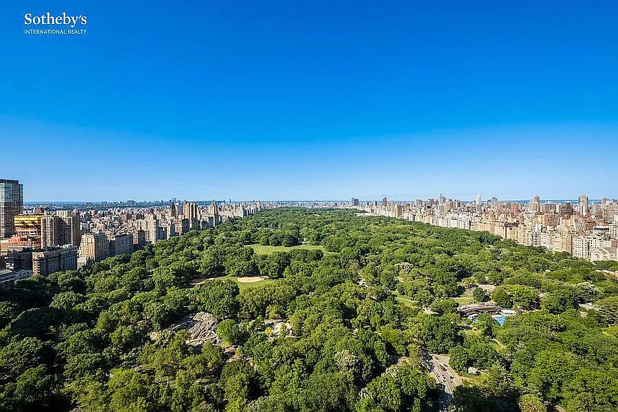 1st image of 160 Central Park S #4001