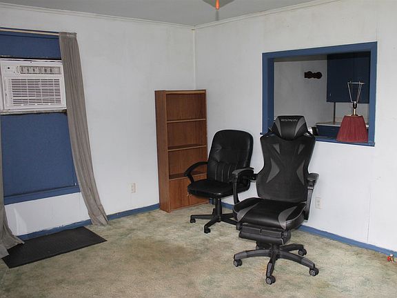 4th image of 613 Lebleu Rd