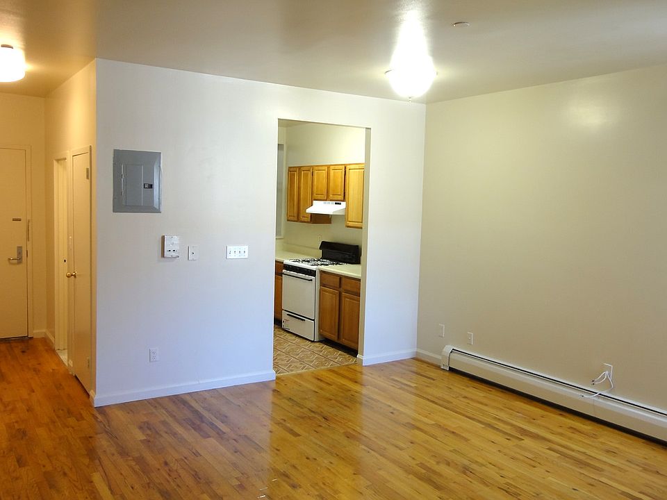 1st image of 61 E 117th St APT 2b