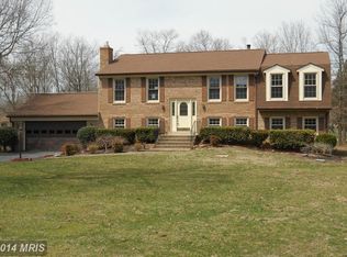 10680 Prince Charles Dr, La Plata, MD 20646