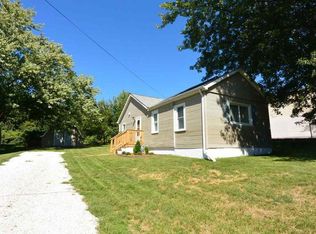 125 Riverview Dr, Creve Coeur, IL