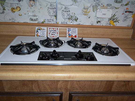 4th image of 750 E Stillwater Ave