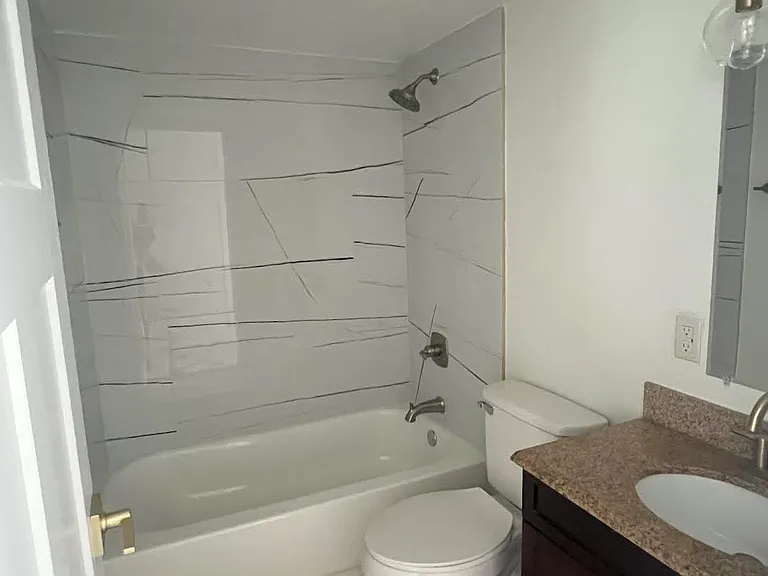 444 Stanley Ave #1 — Photo 9